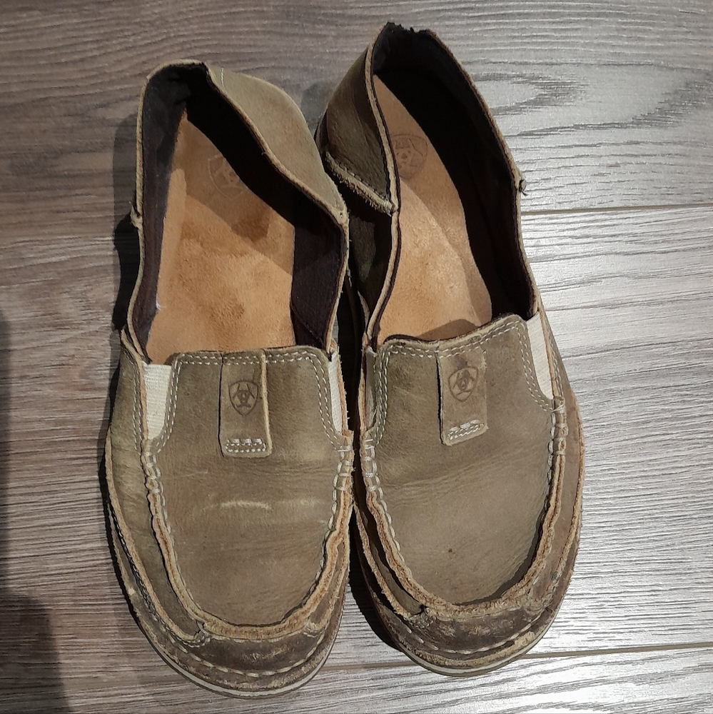 6.5 Womens Ariat Slip Ons